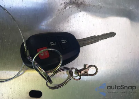 2015 Toyota Rav4 Xle z USA, uszkodzony, nr VIN 2T3WFREV8FW158396